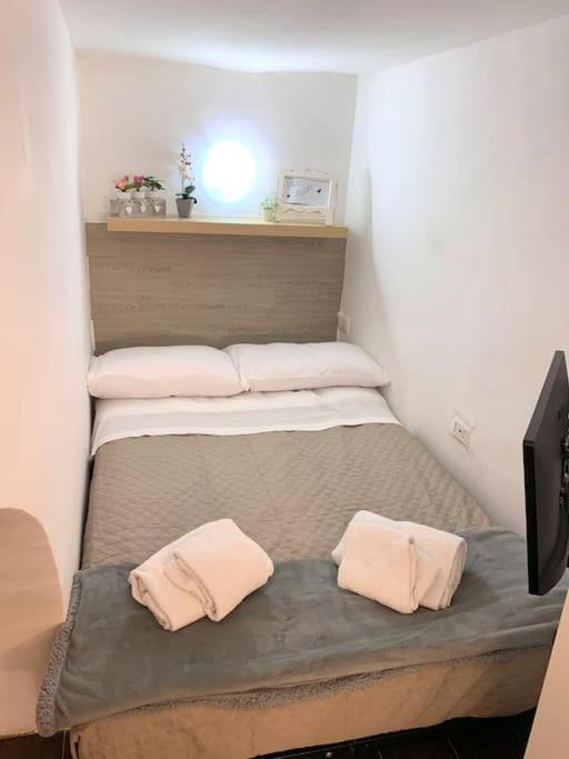 La Casina Di Santa Chiara Wifi, Netflix Naples