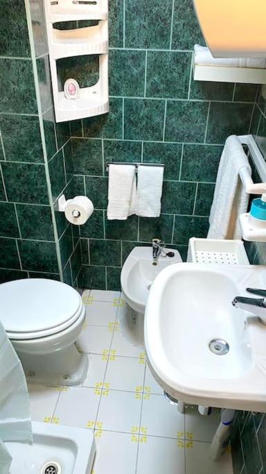 Apartment La Casina Di Santa Chiara Wifi, Netflix Naples