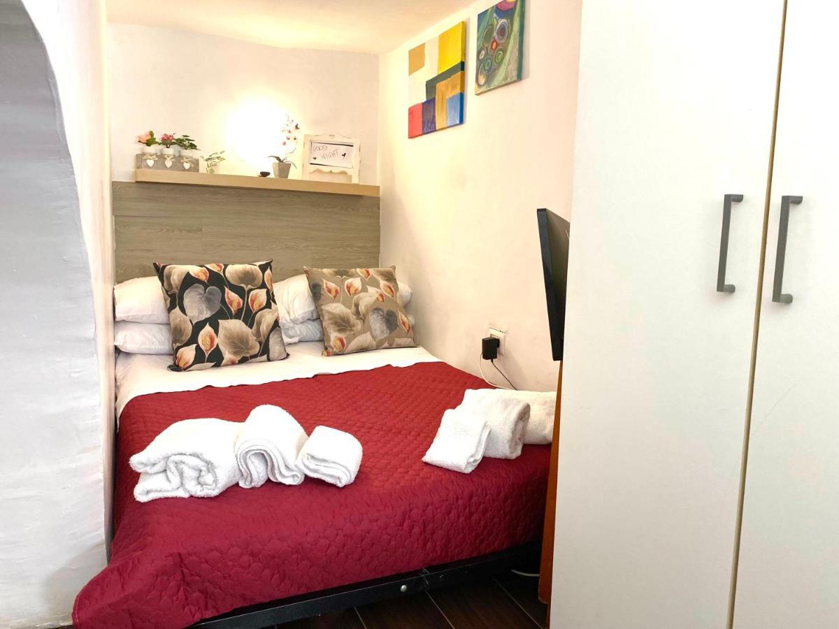 La Casina Di Santa Chiara Wifi, Netflix Apartment